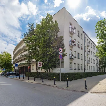 Cozy Family Belwederska Near Lazienki By Renters Apartment *