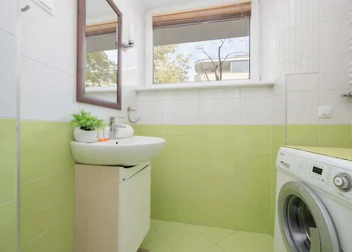 Apartment Cozy Family Belwederska Near Lazienki By Renters