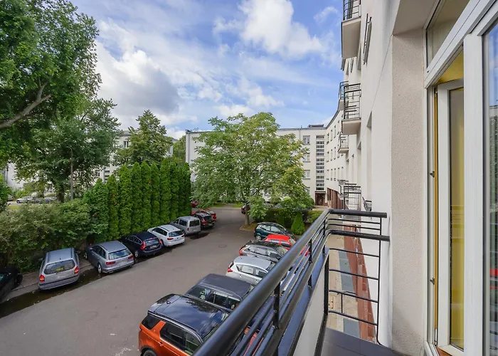 Apartment Cozy Family Belwederska Near Lazienki By Renters *