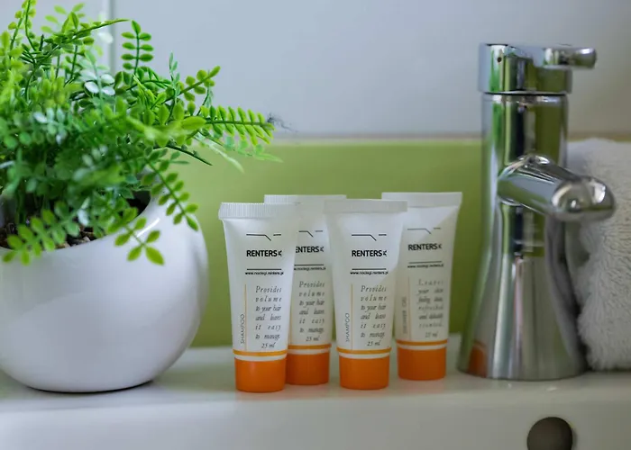 Cozy Family Belwederska Near Lazienki By Renters