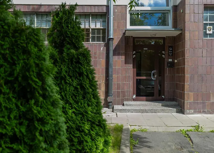 Cozy Family Belwederska Near Lazienki By Renters *