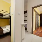 Cozy Family Belwederska Near Lazienki By Renters