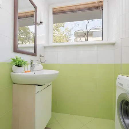 Apartment Cozy Family Belwederska Near Lazienki By Renters