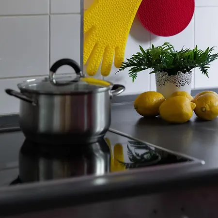 Cozy Family Belwederska Near Lazienki By Renters *